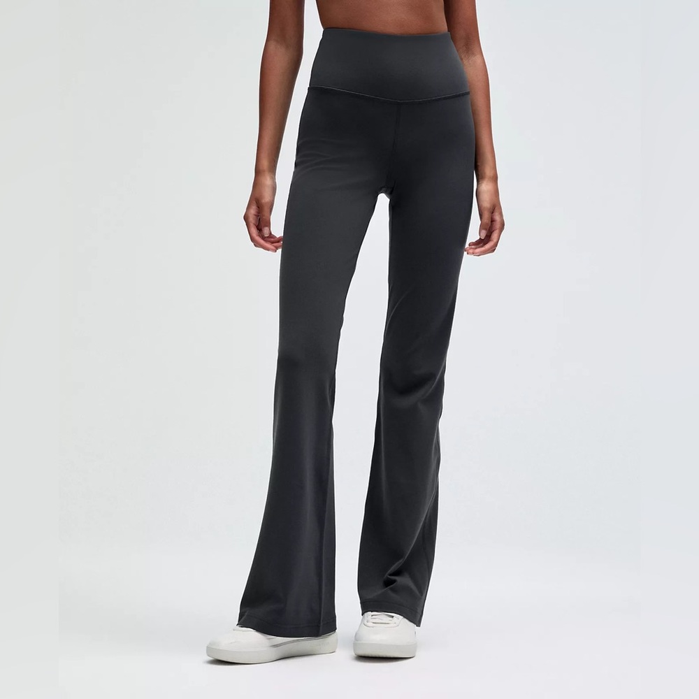Lululemon - Groove SHR Nulu Flared Pant Regular - Graphite Grey - NEW